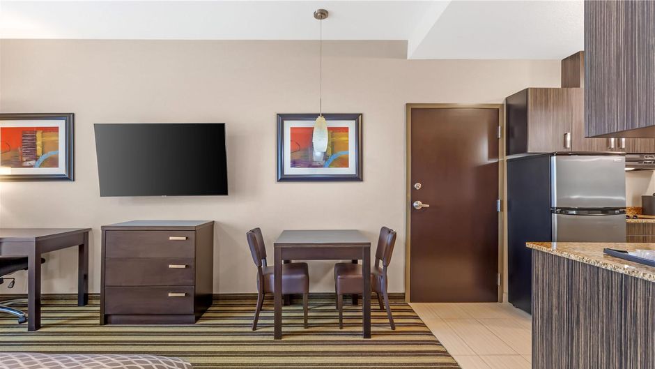 Best Western Plus Drayton Valley All Sts Room