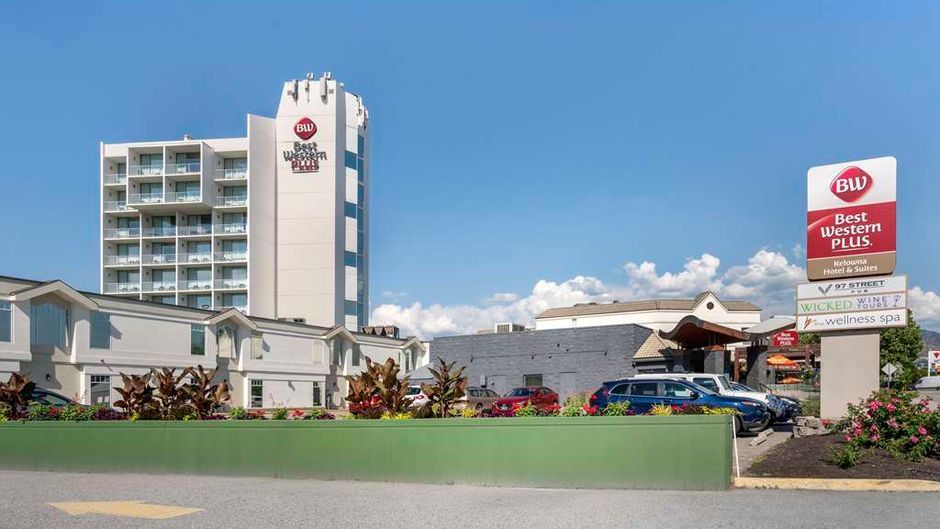 Best Western Plus Kelowna Hotel & Suites Exterior