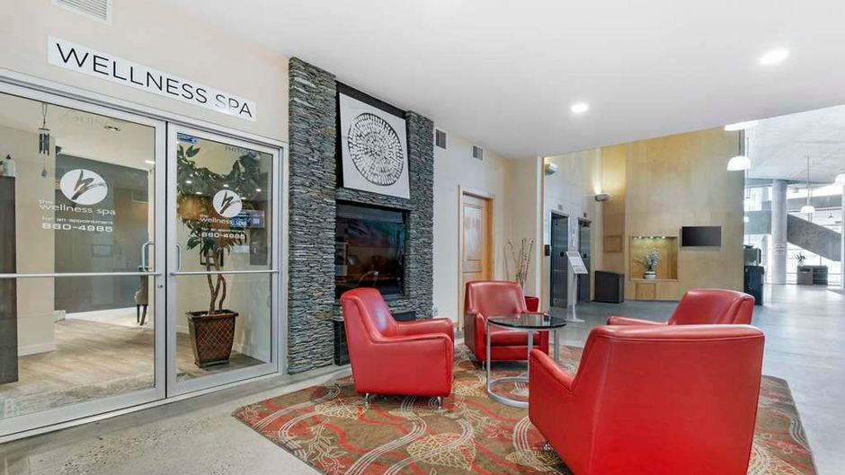 Best Western Plus Kelowna Hotel & Suites Spa