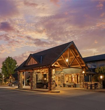 Best Western Plus Emerald Isle Hotel