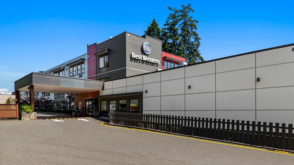 Best Western Cowichan Valley Inn Exterior