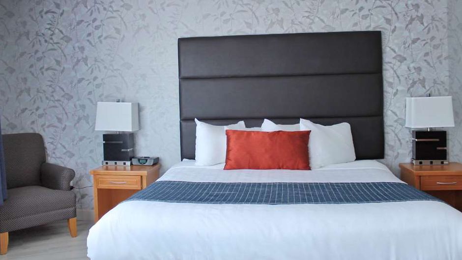 Best Western Plus Regency Inn Conf Cntre Room