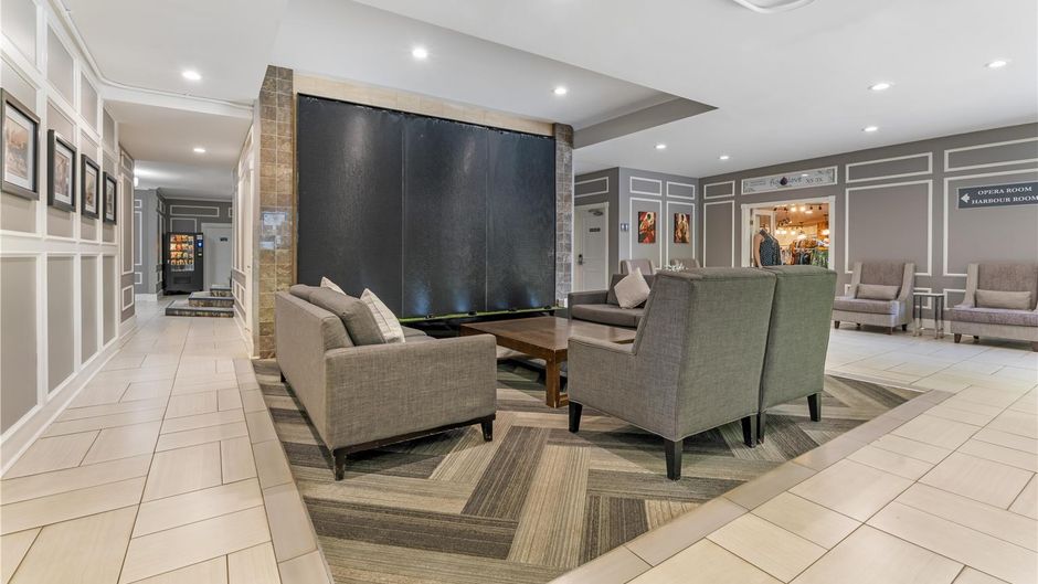Best Western Dorchester Hotel Lobby