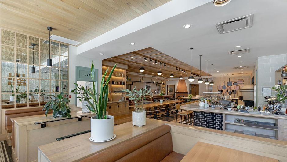 Best Western Plus Baker Street Inn Restaurant