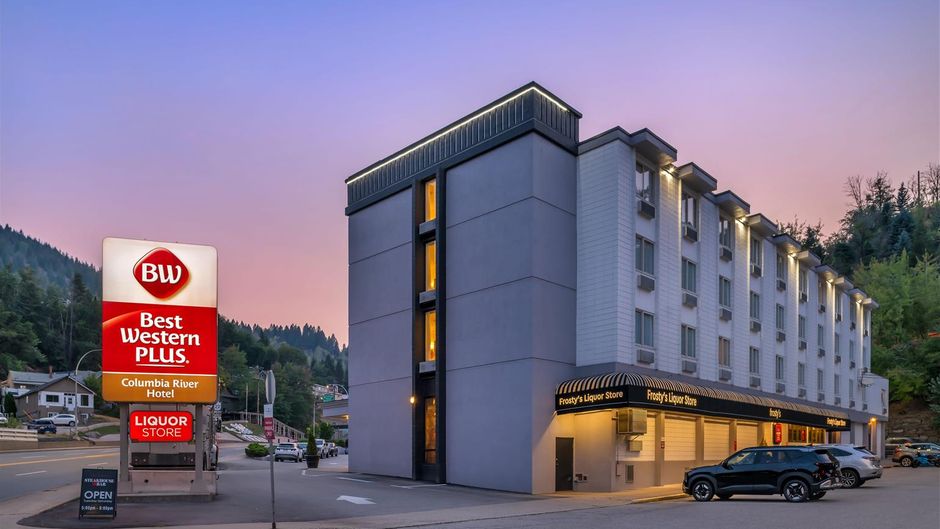 Best Western Plus Columbia River Hotel Exterior