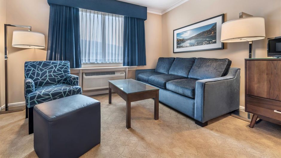 Best Western Plus Columbia River Hotel Suite