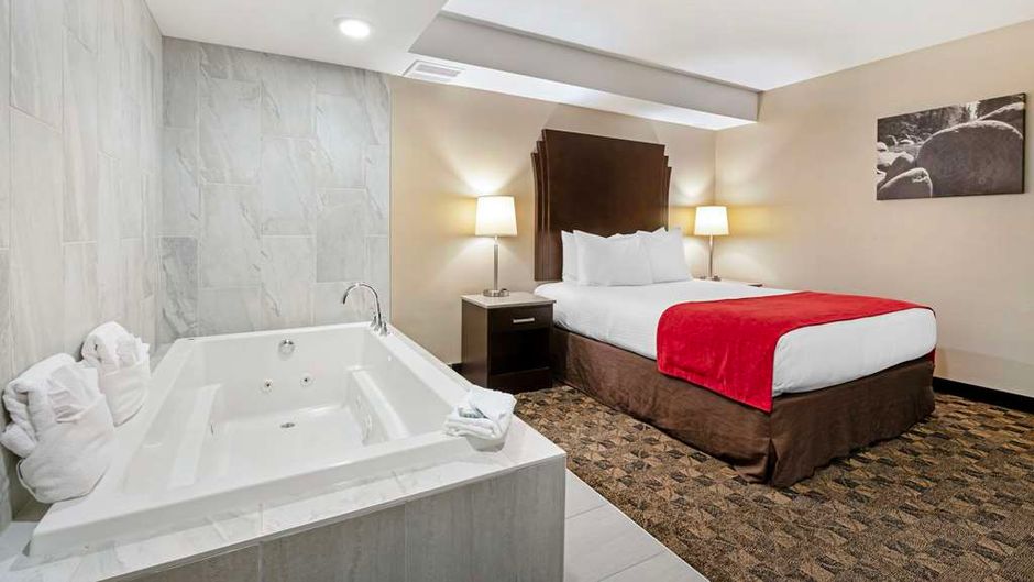 Best Western Northgate Inn Room
