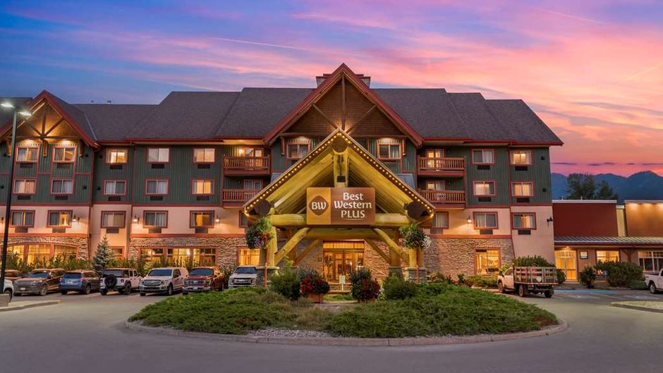 Best Western Plus Fernie Mountain Lodge Exterior