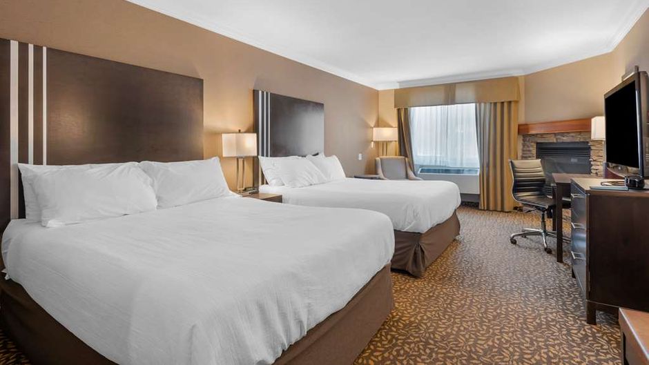 Best Western Plus Fernie Mountain Lodge Room