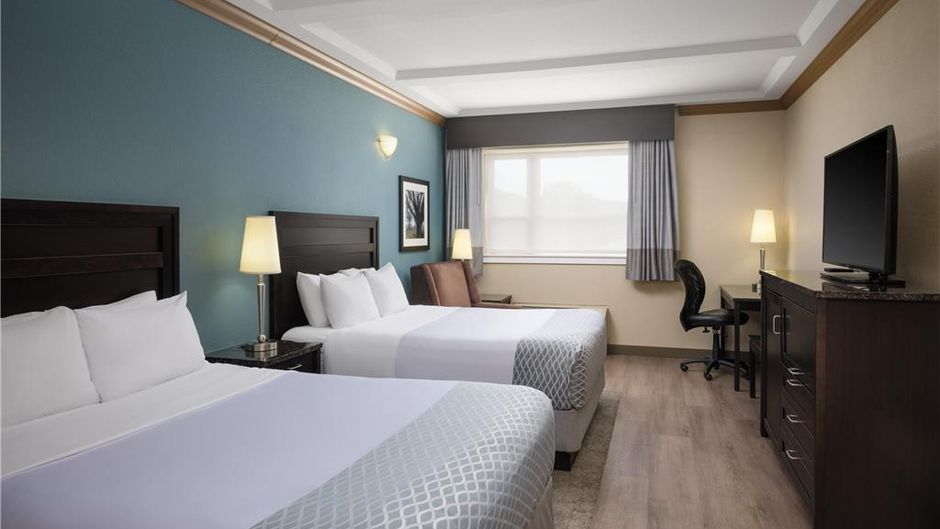 Best Western Plus Kamloops Hotel Room