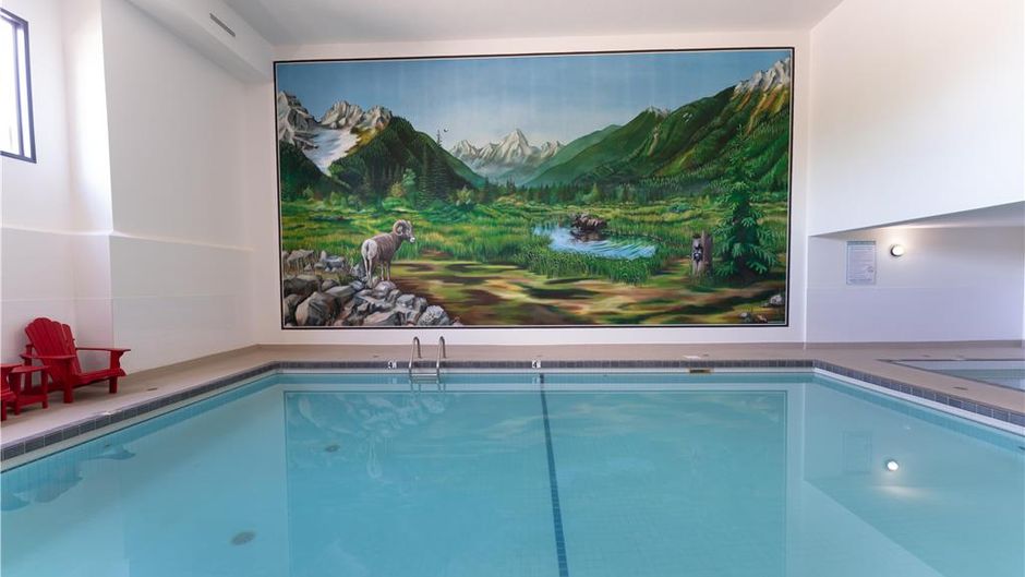 Prestige Radium Hot Springs Resort Pool