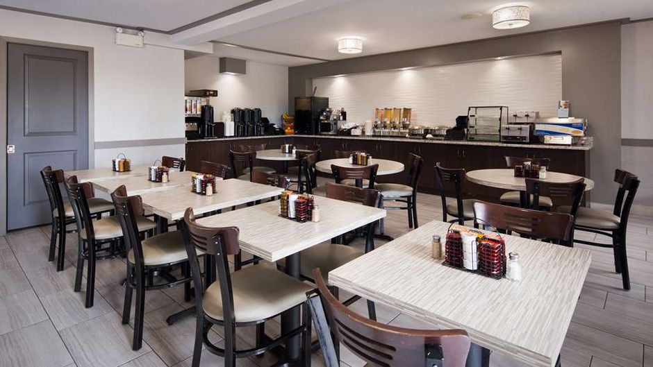 Best Western Plus Moncton Restaurant