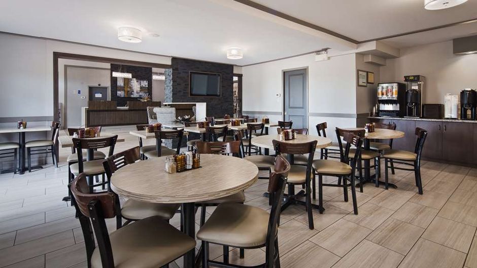 Best Western Plus Moncton Restaurant