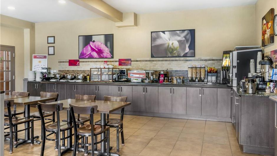 Best Western Plus Saint John Hotel Stes Restaurant