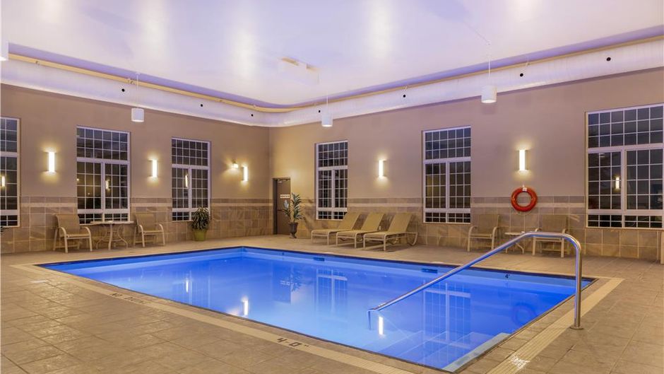 Best Western Plus Saint John Hotel Stes Pool