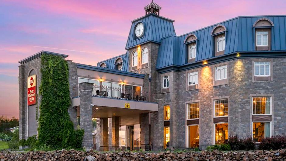 Best Western Plus Edmundston Hotel Exterior
