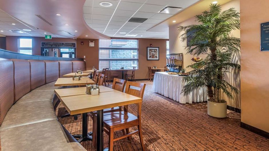 Best Western Plus Bathurst Hotel & Stes Restaurant