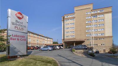 Best Western Plus Chocolate Lake Hotel