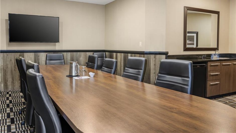 Best Western Plus Bridgewater Hotel Meeting