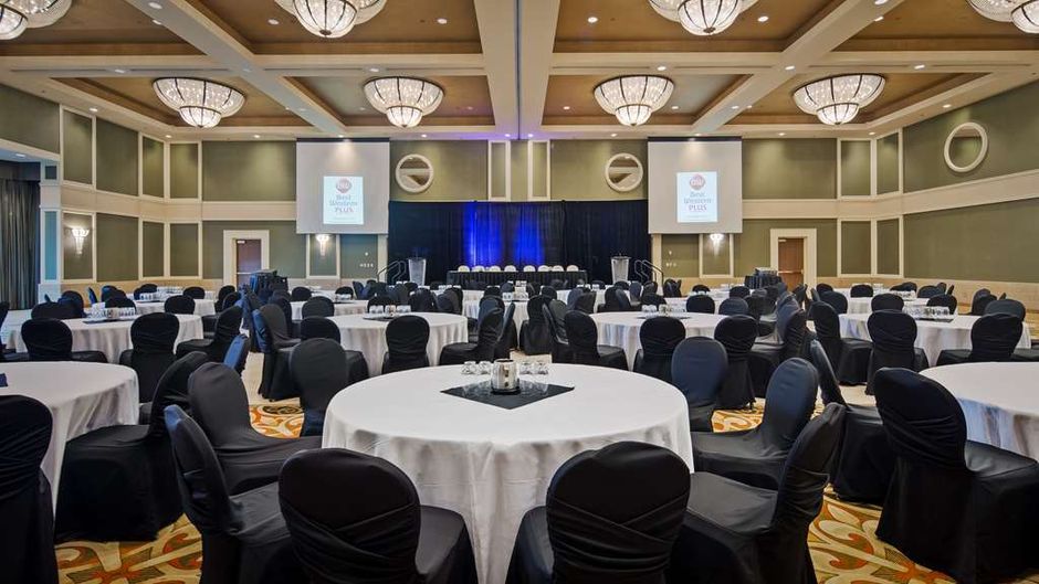 Best Western Plus Lamplighter Inn & Conf Ballroom