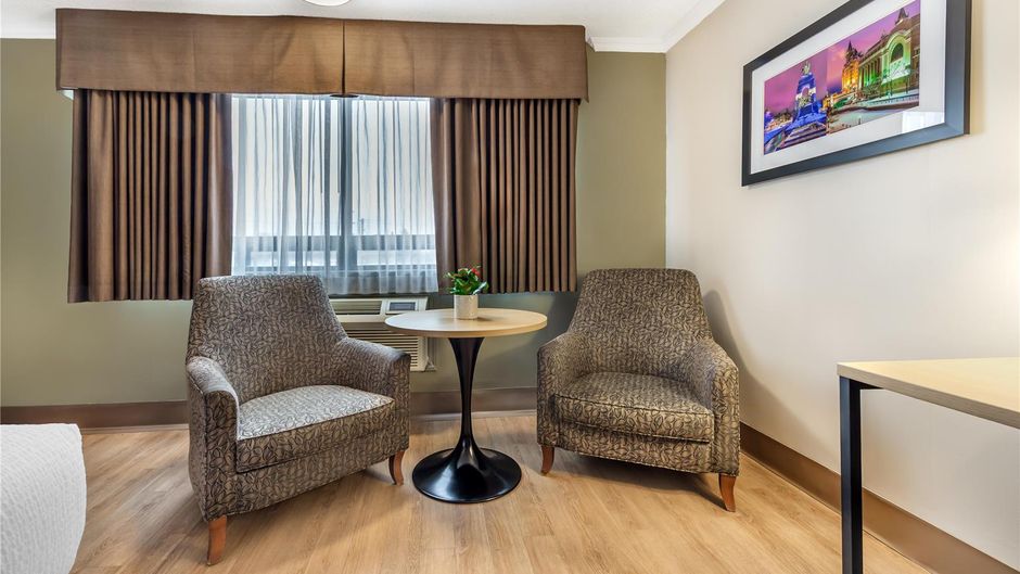 Best Western Plus Ottawa City Centre Room