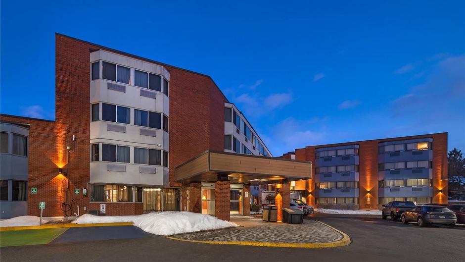 Best Western Plus Ottawa City Centre Exterior