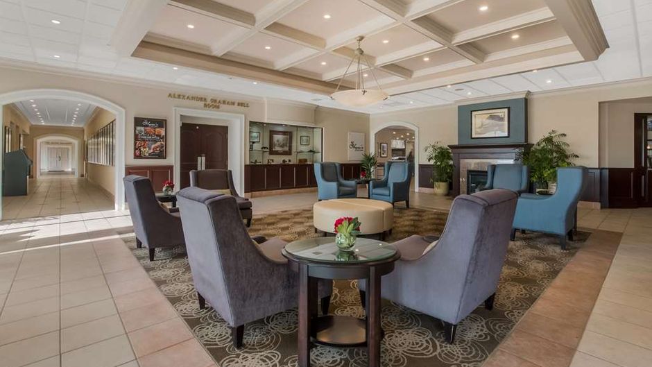 Best Western Brantford Hotel and Conf Lobby