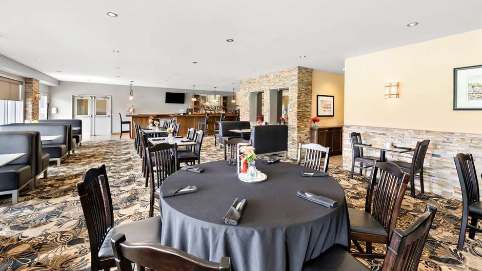Best Western Plus Nor'Wester Hotel & Cnf Restaurant