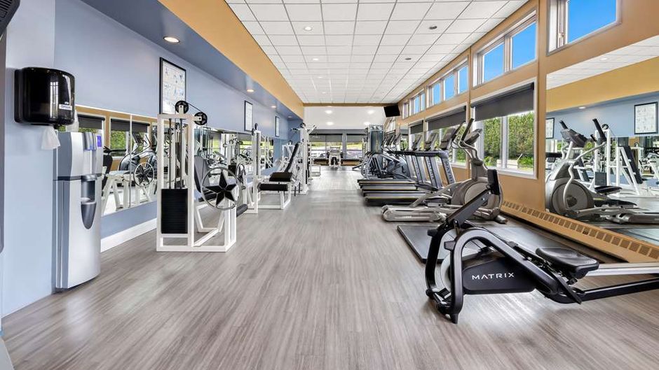 Best Western Plus Nor'Wester Hotel & Cnf Health