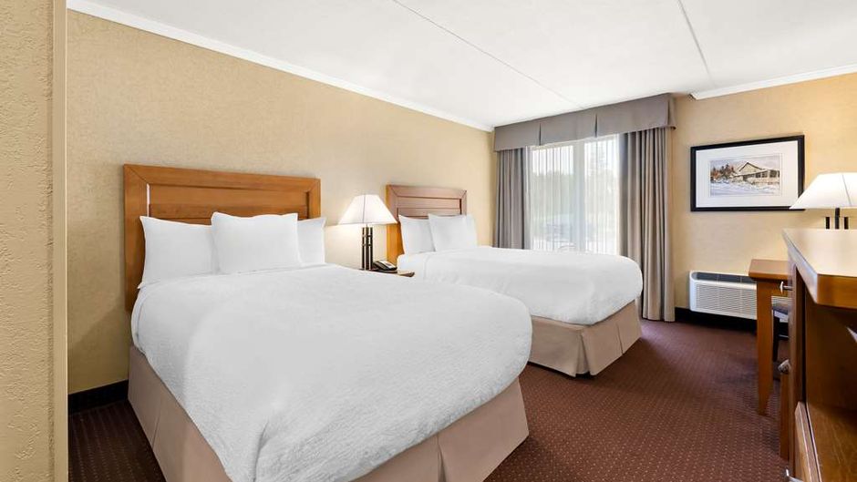 Best Western Plus Nor'Wester Hotel & Cnf Room