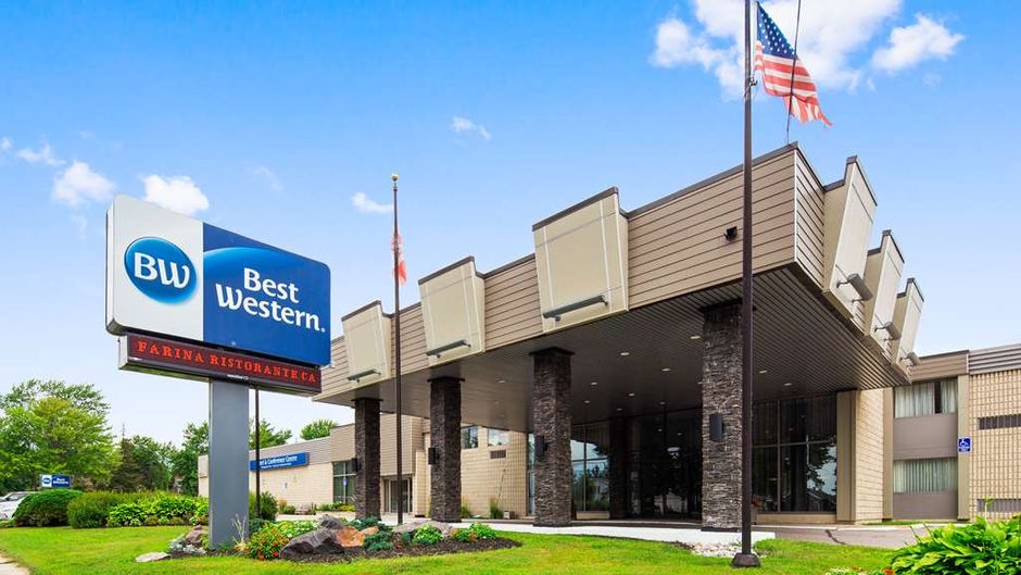 Best Western North Bay Exterior