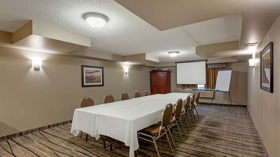 Best Western Plus Orillia Hotel Meeting