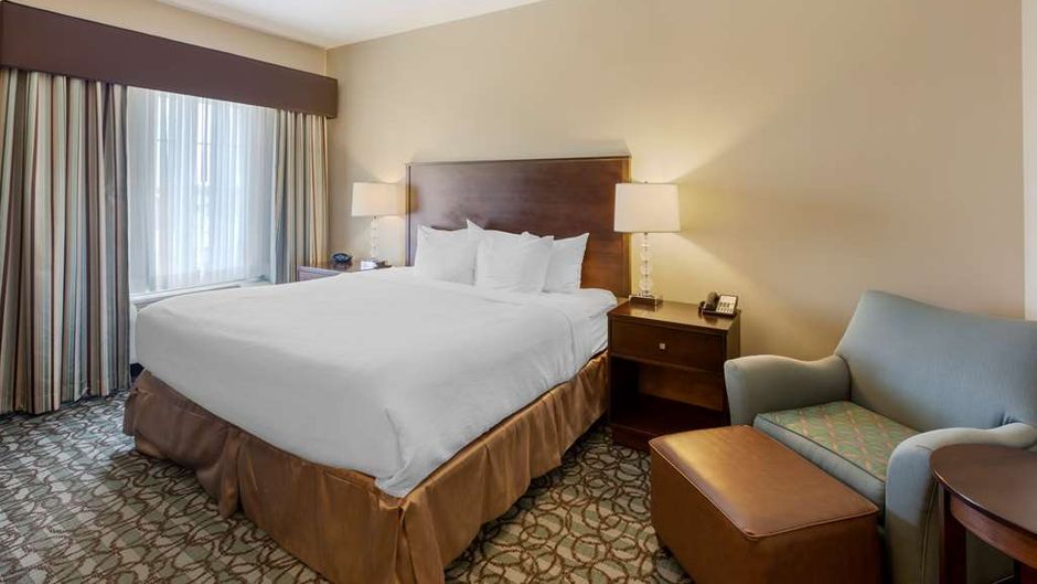 Best Western Plus Walkerton East Ridge Room