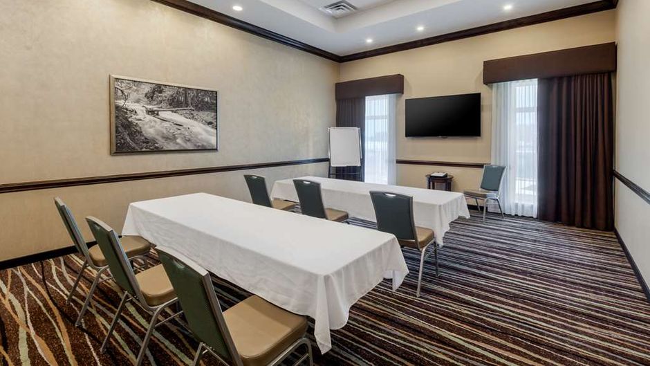 Best Western Plus Walkerton East Ridge Meeting