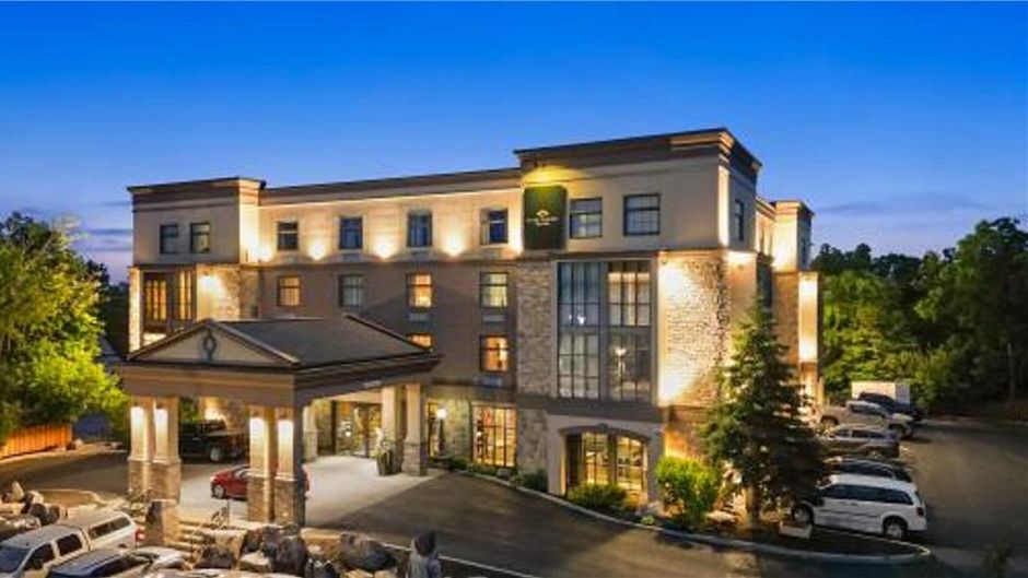 Best Western Plus Parkside Inn & Spa Exterior