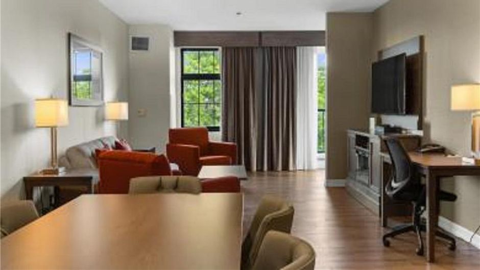 Best Western Plus Parkside Inn & Spa Suite