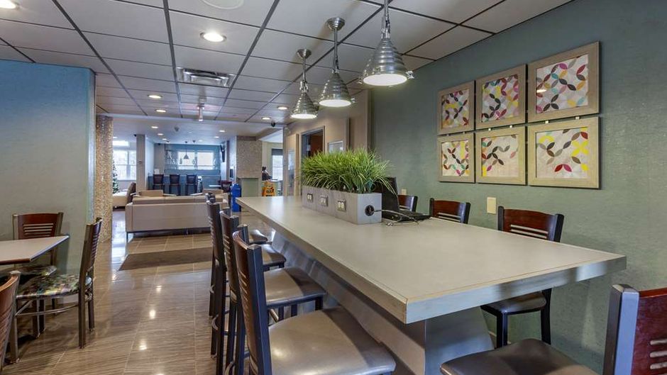 Best Western Plus Woodstock Inn & Suites Other