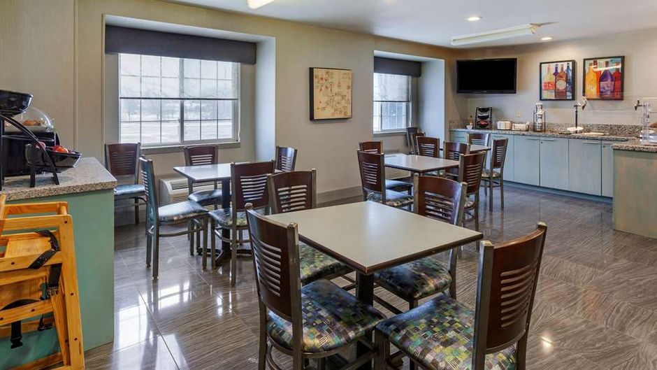 Best Western Plus Woodstock Inn & Suites Restaurant
