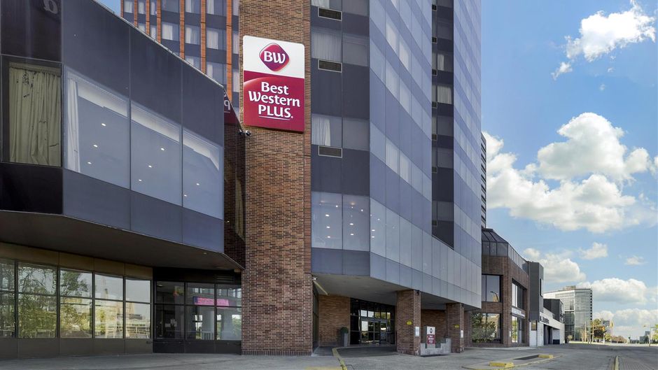 Best Western Plus Waterfront Hotel Exterior