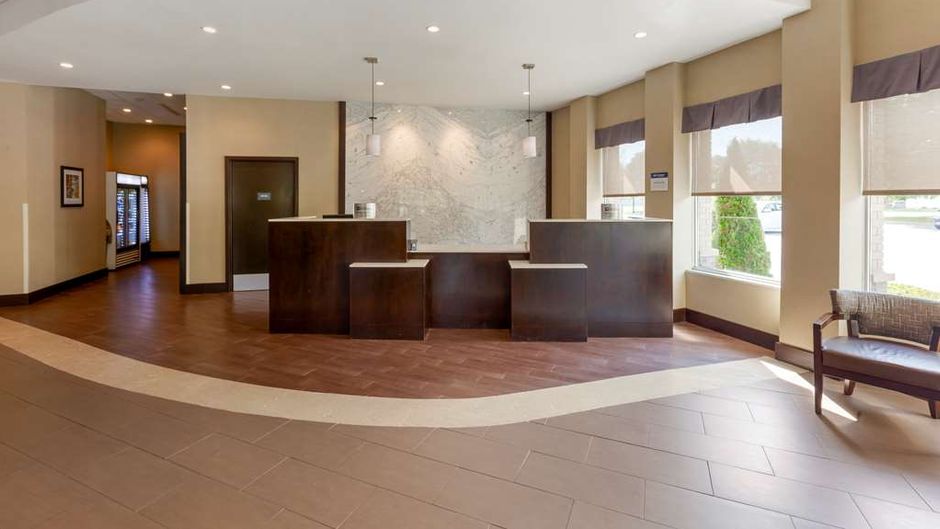 Best Western Plus Leamington Lobby