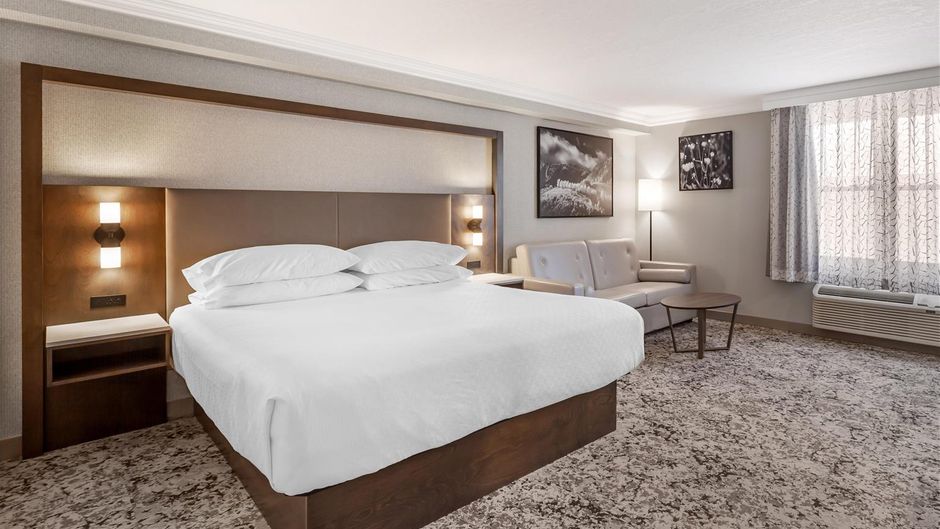Best Western Plus The Arden Park Hotel Room