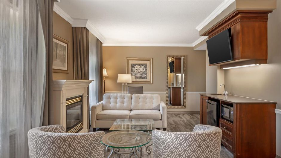 Best Western Plus The Arden Park Hotel Room