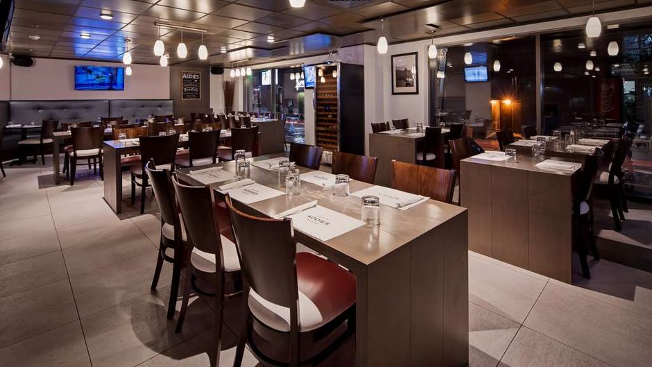 Best Western Plus Montreal Dwntwn-Europa Restaurant
