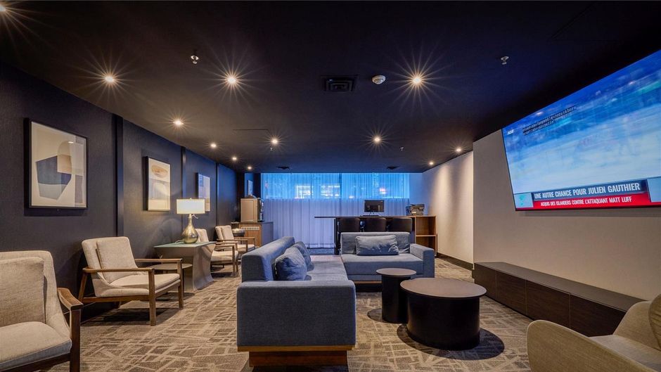 Best Western Plus Montreal Dwntwn-Europa Restaurant