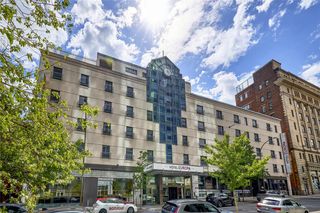 Best Western Plus Montreal Dwntwn-Europa