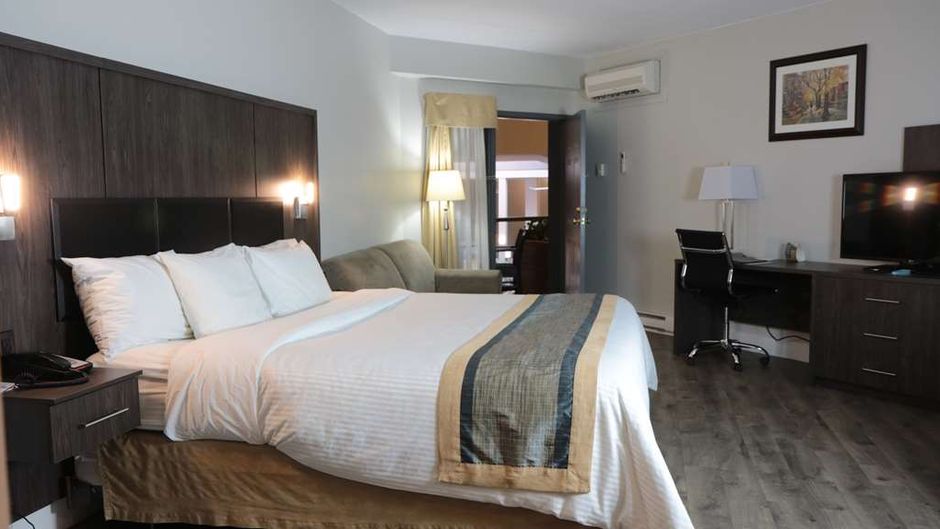 Best Western Laval-Montreal Suite