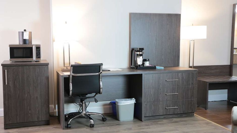 Best Western Laval-Montreal Room