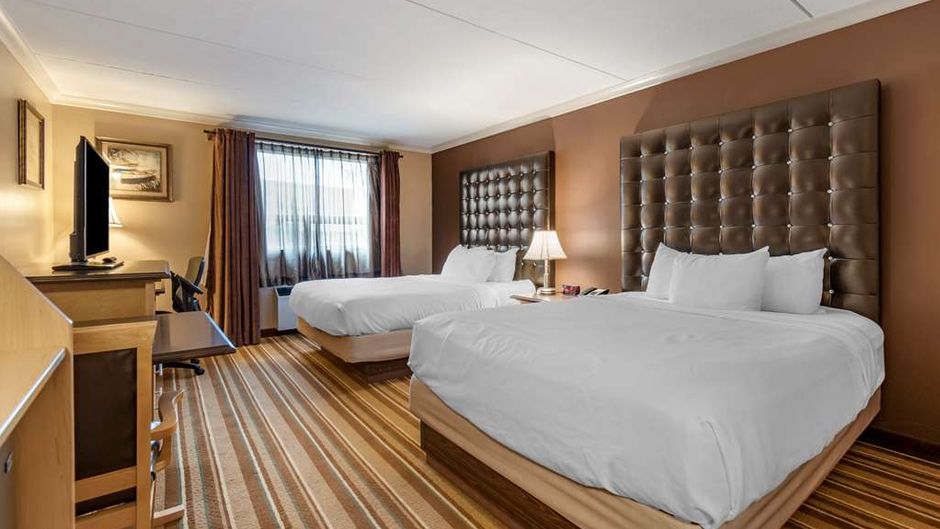 Best Western Marquis Inn & Suites Room