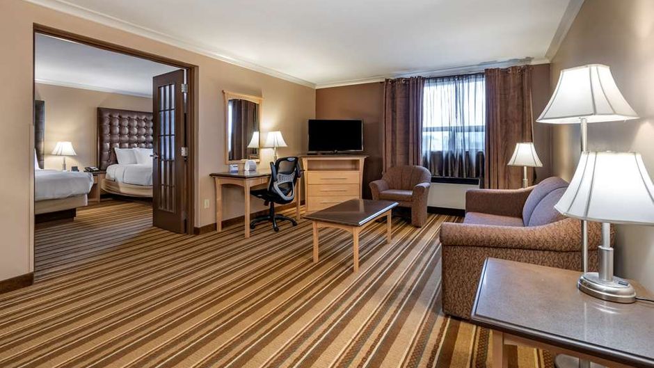 Best Western Marquis Inn & Suites Room