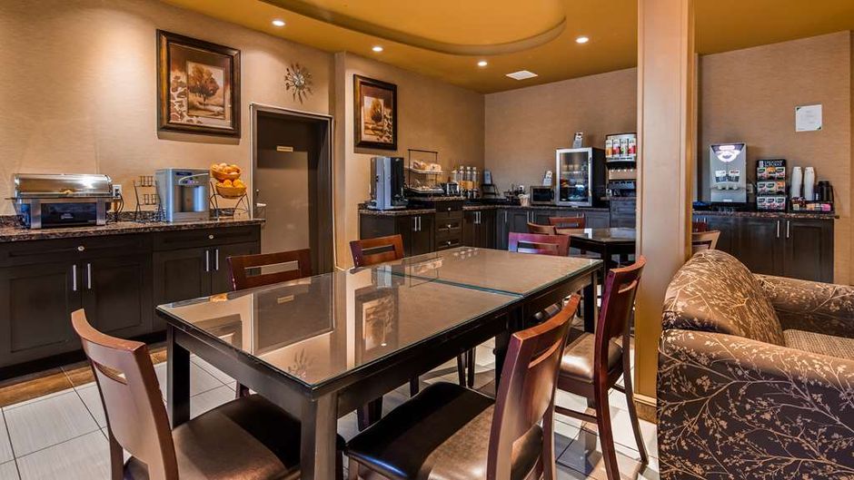 Best Western Plus Estevan Inn & Suites Restaurant